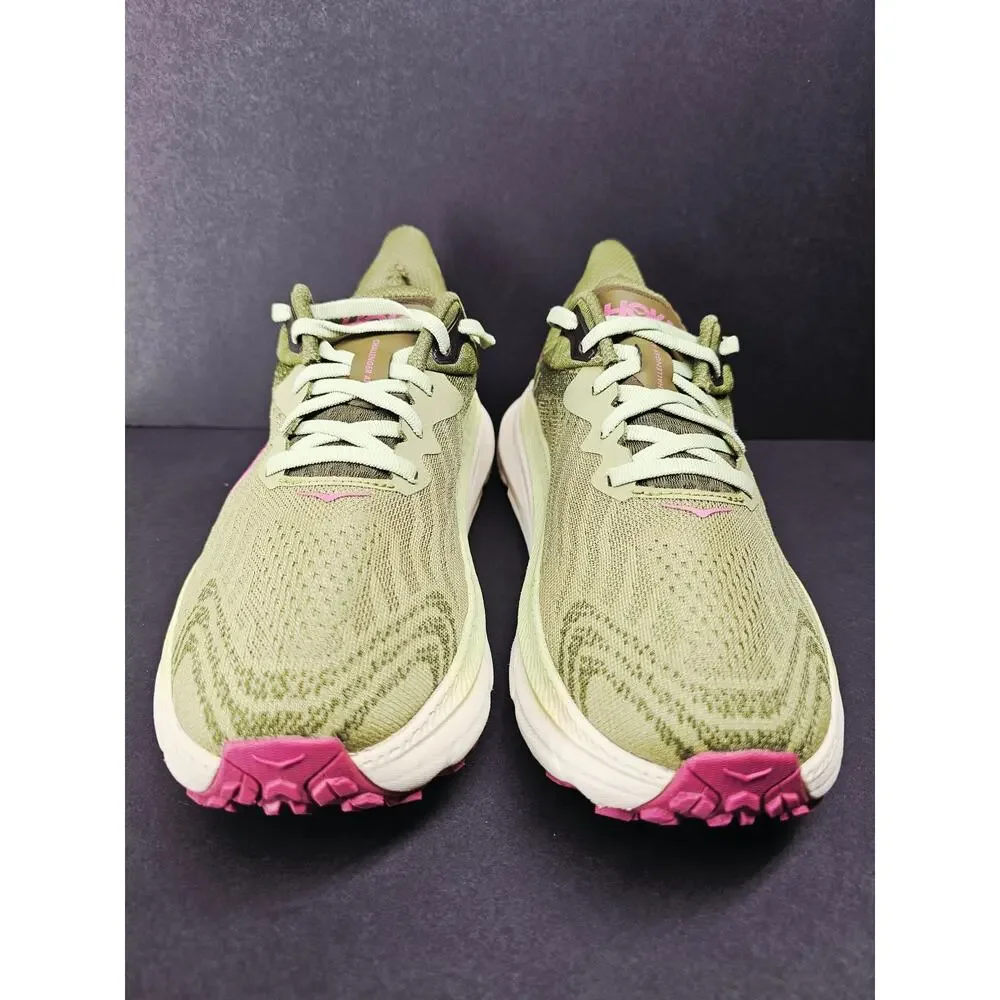 Hoka Women 7.5 Comfy footwear